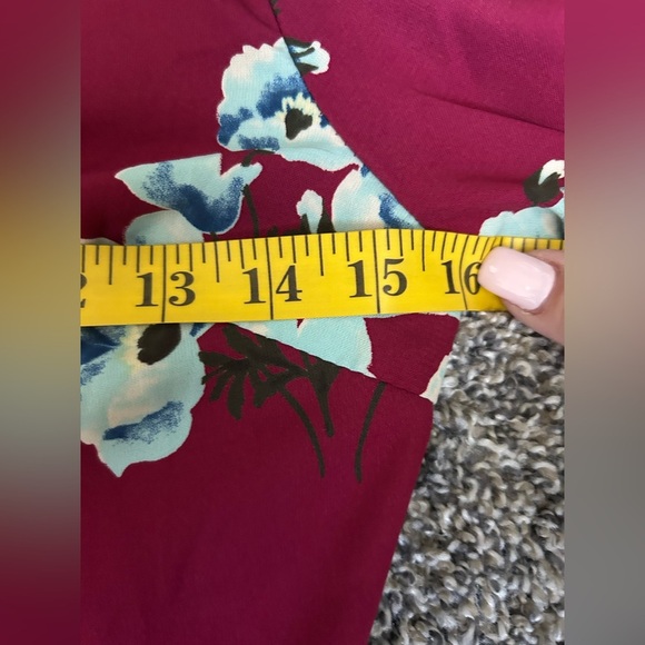 Lulu’s Floral Feminine Wrap Dress in Burgundy and Blue size small - Picture 11 of 14